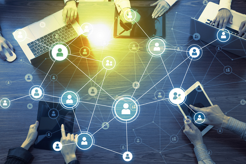 5 Ways to Use Technology to Cross-Sell Insurance Products